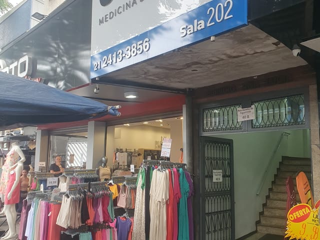 Sala com 46m², para alugar, no bairro Campo Grande em Rio de Janeiro