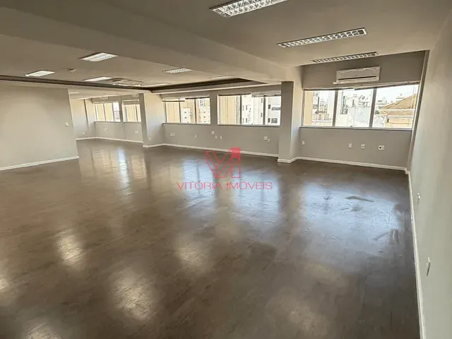 Sala para alugar, no bairro Praia do Canto em Vitória