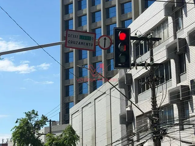 Sala para alugar, no bairro Praia do Canto em Vitória