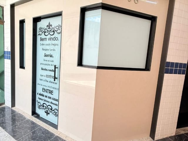 Sala com 37m², à venda ou para alugar, no bairro Centro em Macaé