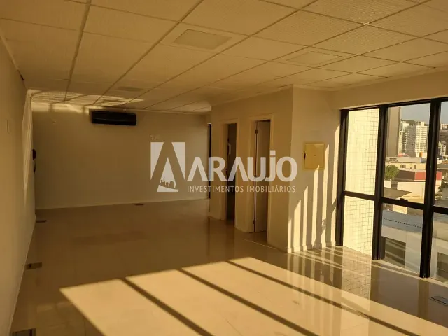 Sala à venda, no bairro Centro em Itajaí