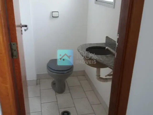 Sala à venda ou para alugar, no bairro Centro em São José dos Campos
