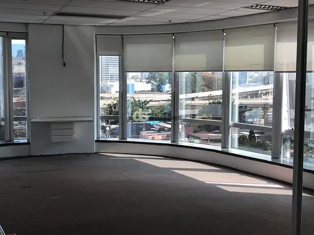 Sala com 330m², para alugar, no bairro Brooklin em São Paulo