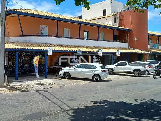 Sala à venda ou para alugar, no bairro Praia do Flamengo em Salvador
