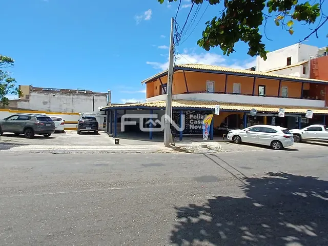 Sala à venda ou para alugar, no bairro Praia do Flamengo em Salvador