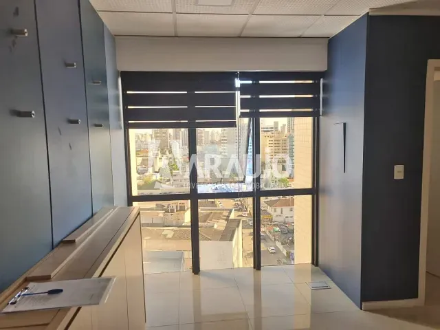 Sala à venda, no bairro Centro em Itajaí