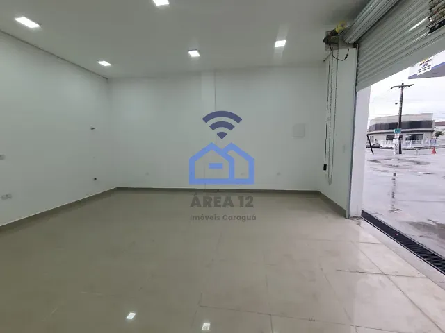 Sala para alugar, no bairro Centro em Caraguatatuba