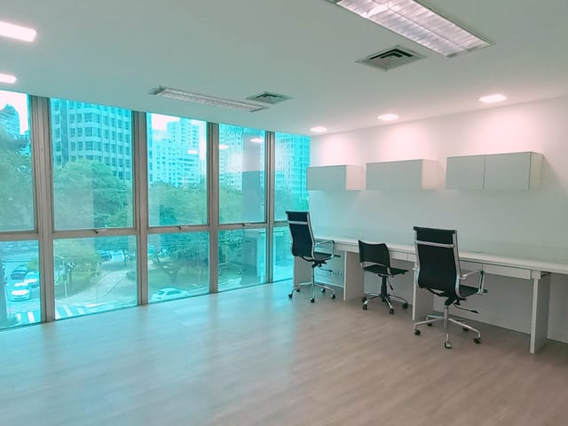 Sala com 85m², para alugar, no bairro Jardim Paulistano em São Paulo