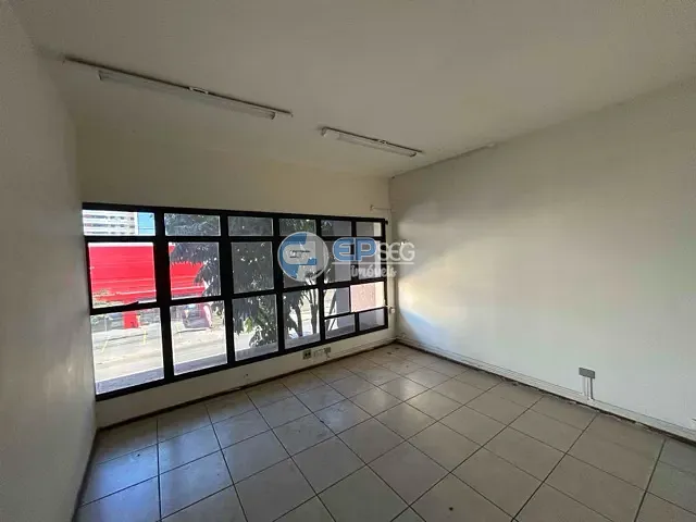 Sala com 244m², para alugar, no bairro Vitória em Londrina