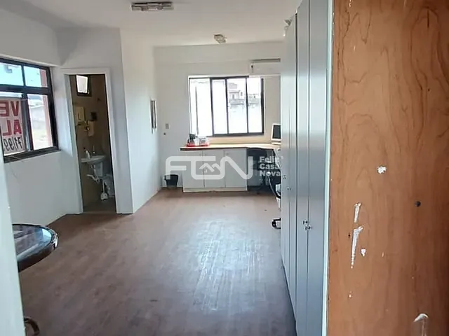 Sala com 160m², à venda ou para alugar, no bairro Praia do Flamengo em Salvador