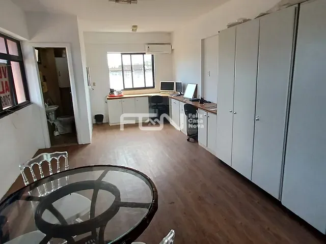 Sala com 160m², à venda ou para alugar, no bairro Praia do Flamengo em Salvador