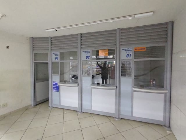 Sala para alugar, no bairro Jardim São Conrado em Birigüi