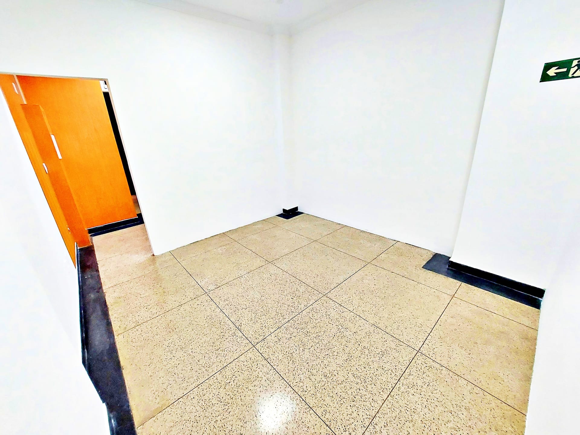 Sala, para alugar, 50 m², Barro Preto - Belo Horizonte — foto 8