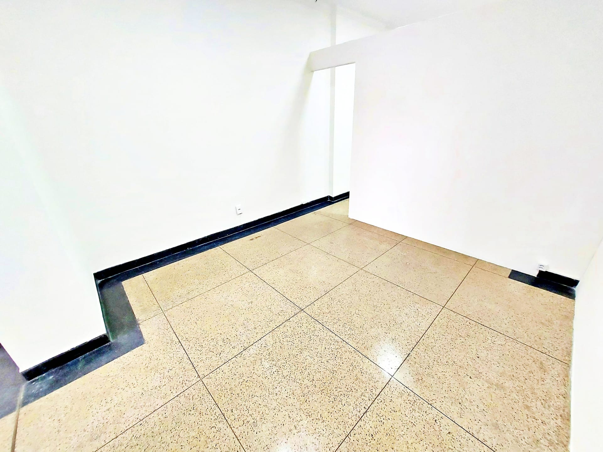 Sala, para alugar, 50 m², Barro Preto - Belo Horizonte — foto 11