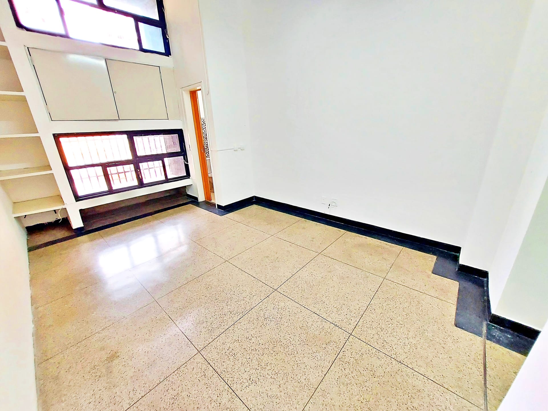 Sala, para alugar, 50 m², Barro Preto - Belo Horizonte — foto 13