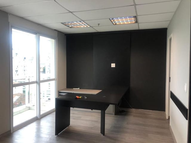 Sala com 42m², à venda, no bairro Pinheiros em São Paulo