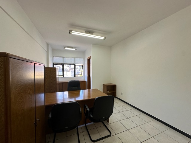 Sala com 24m², à venda, no bairro Estoril em Belo Horizonte