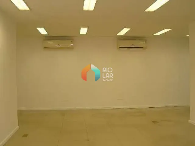 Sala com 270m², para alugar, no bairro Centro em Rio de Janeiro