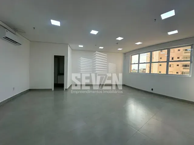 Sala com 46m², para alugar, no bairro Centro em Bauru