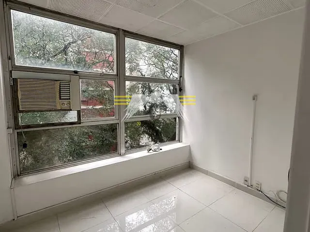 Sala à venda, no bairro Jardim Paulista em São Paulo