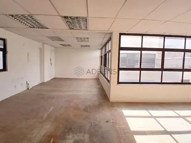 Conjunto comercial com 120m², à venda ou para alugar, no bairro Consolação em São Paulo