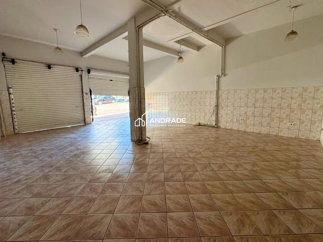 Sala para alugar, no bairro Vila Nossa Senhora da Conceição em Apucarana