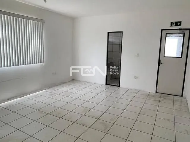 Sala para alugar, no bairro PoloPlast em Camaçari