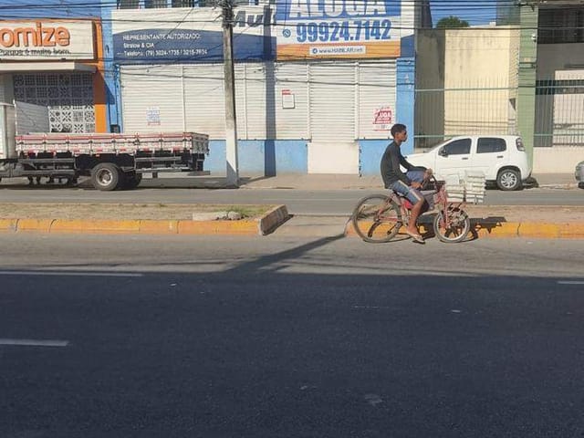 Sala para alugar, no bairro Industrial em Aracaju