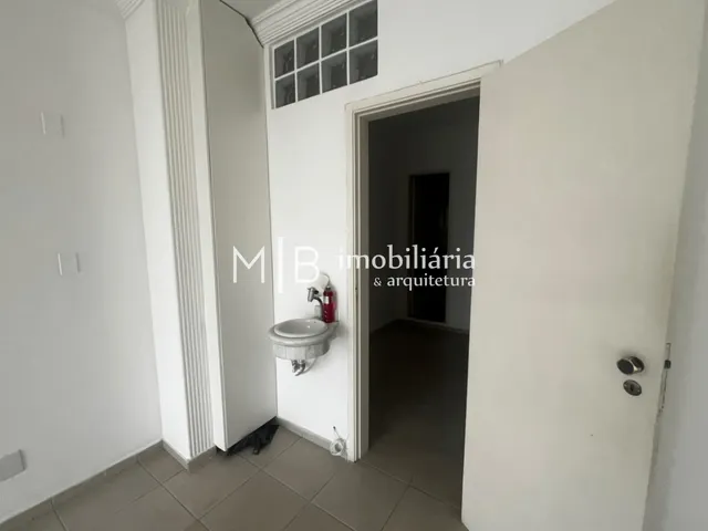 Sala para alugar, no bairro Centro em Cataguases