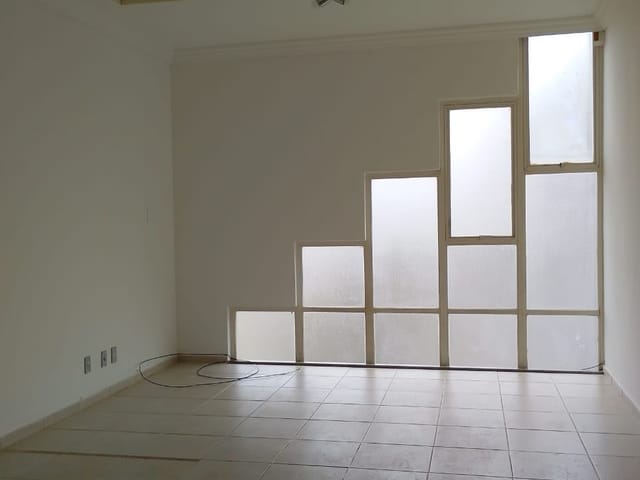 Sala para alugar, no bairro Centro em Cataguases