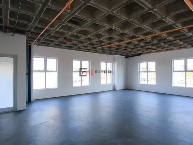 Sala para alugar, no bairro Bela Suiça em Londrina