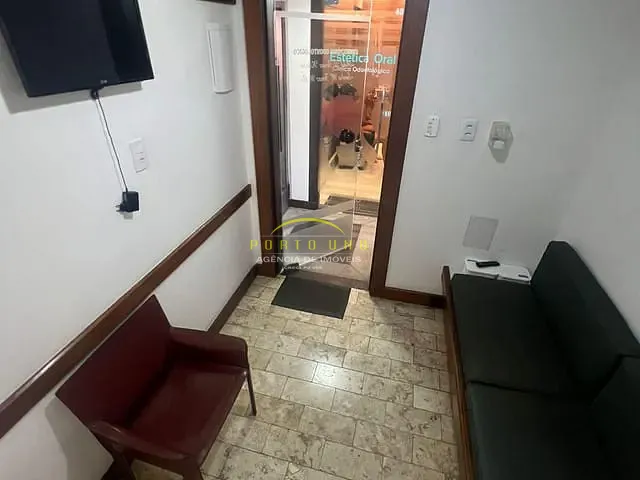 Sala à venda, no bairro Graça em Salvador
