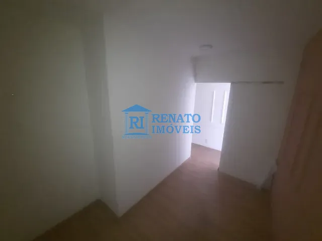Sala à venda, no bairro Centro em Maricá