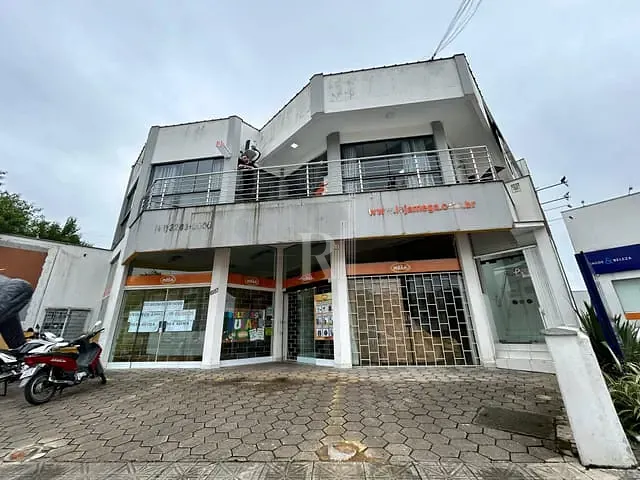 Sala para alugar, no bairro Centro em Tijucas