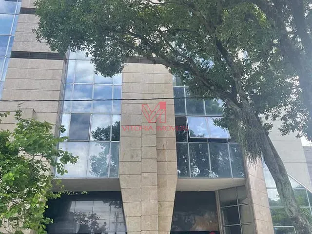 Sala com 135m², para alugar, no bairro Santa Lúcia em Vitória