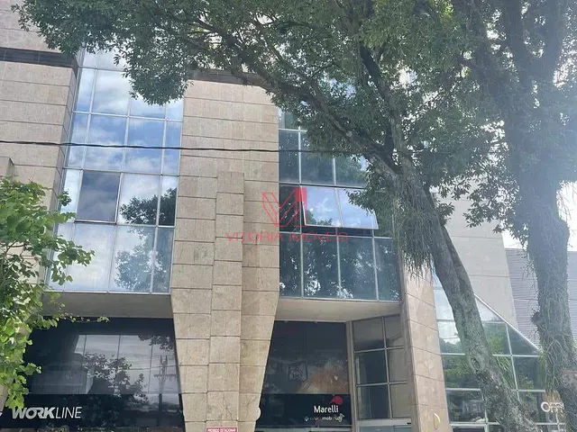 Sala com 135m², para alugar, no bairro Santa Lúcia em Vitória