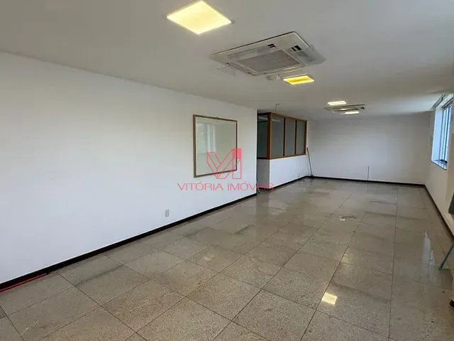 Sala com 135m², para alugar, no bairro Santa Lúcia em Vitória