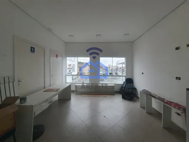 Sala para alugar, no bairro Centro em Caraguatatuba