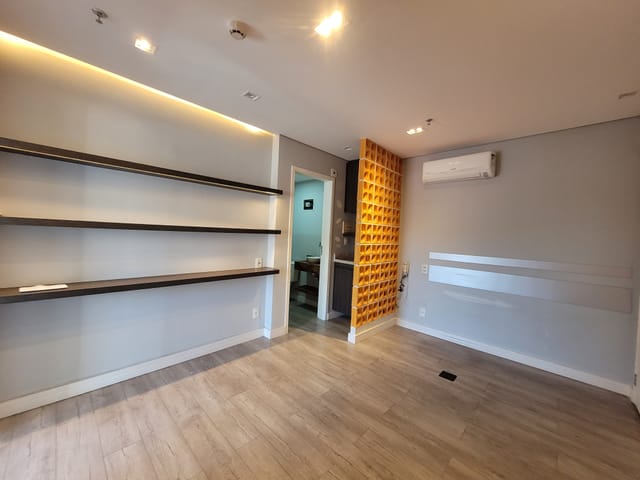 Sala para alugar, no bairro Vila Mariana em São Paulo