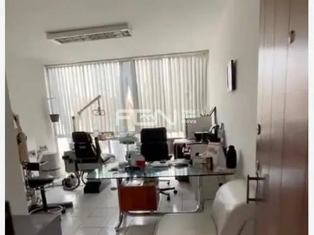 Sala à venda ou para alugar, no bairro Canela em Salvador