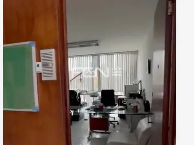 Sala à venda ou para alugar, no bairro Canela em Salvador