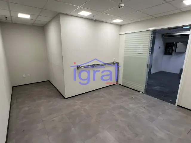 Sala para alugar, no bairro Mirandópolis em São Paulo