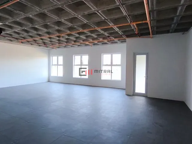 Sala para alugar, no bairro Bela Suiça em Londrina
