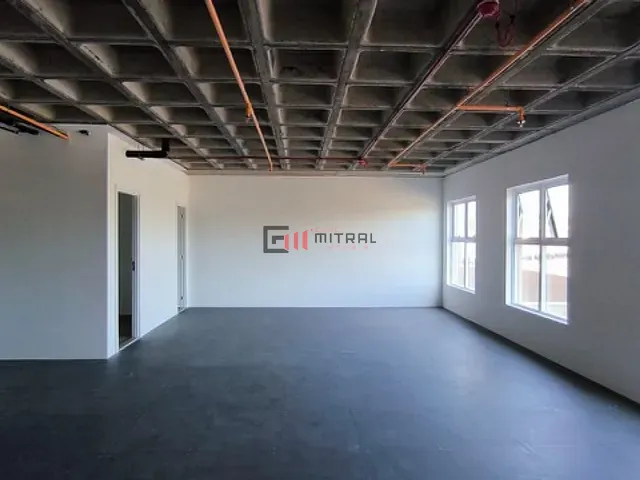 Sala para alugar, no bairro Bela Suiça em Londrina