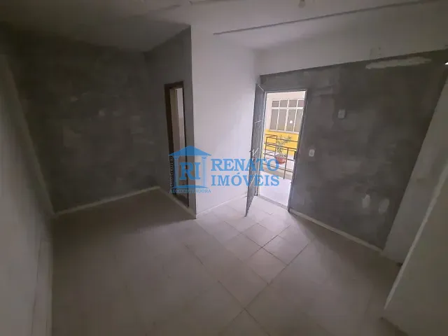 Sala para alugar, no bairro Centro em Maricá
