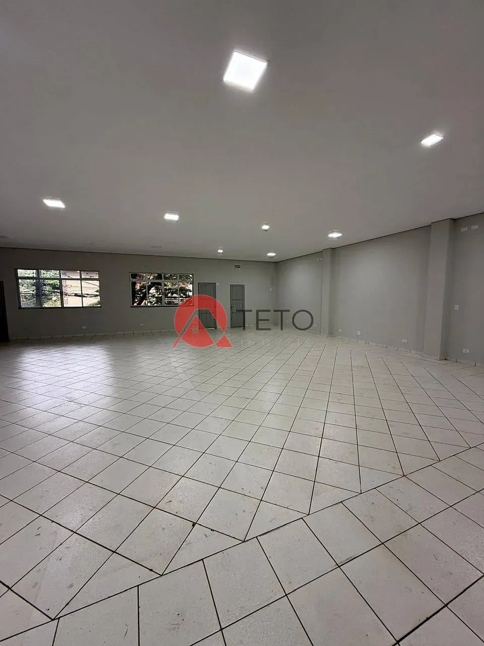 Sala-Conjunto, 300 m² - Foto 3