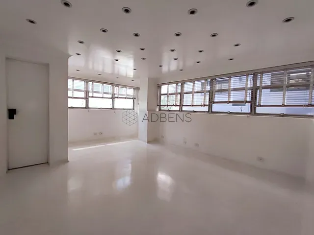 Sala com 55m², para alugar, no bairro Consolação em São Paulo