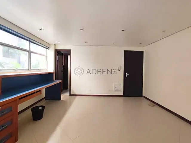 Sala com 55m², para alugar, no bairro Consolação em São Paulo