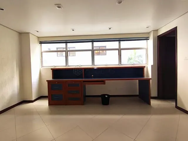 Sala com 55m², para alugar, no bairro Consolação em São Paulo
