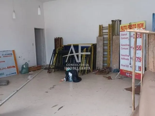 Sala para alugar, no bairro Parque São Luís em Taubaté